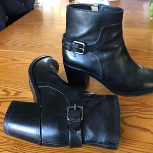 Frye Ankle Boots. Size 8.5. Black.